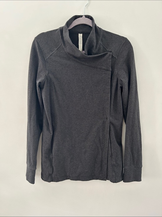 lululemon athletica Jackets & Blazers - lululemon athletica Coast Wrap II Women's 6 Charcoal Gray Cowl Neck Yoga Jacket